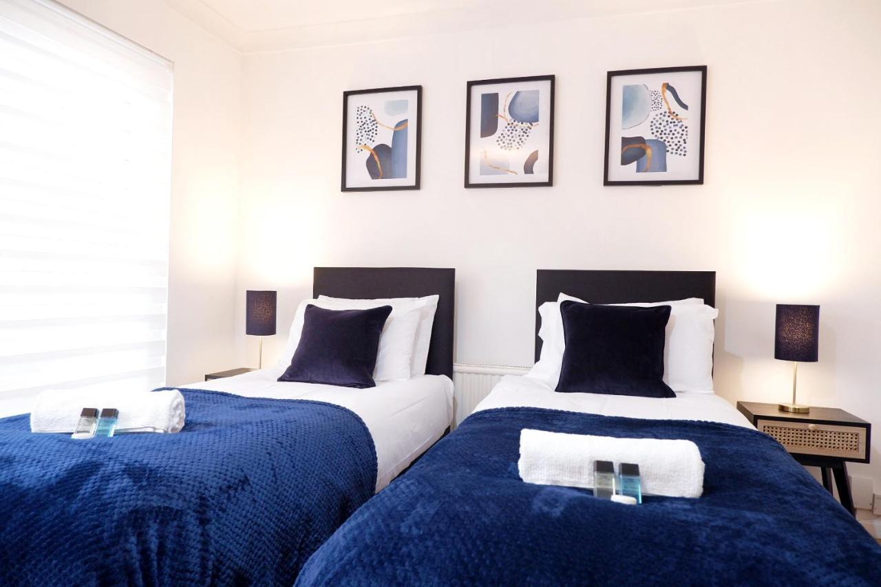 Comfortable And Cozy 4-Bedroom House Near The Hospital CBG Eksteriør billede